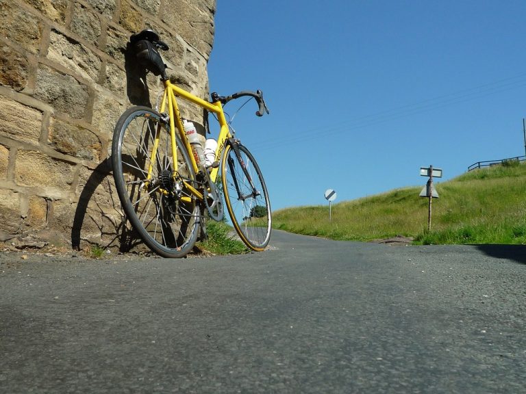 Enjoy one of the beautiful Lake District cycle rides from Moss Wood Caravan Park