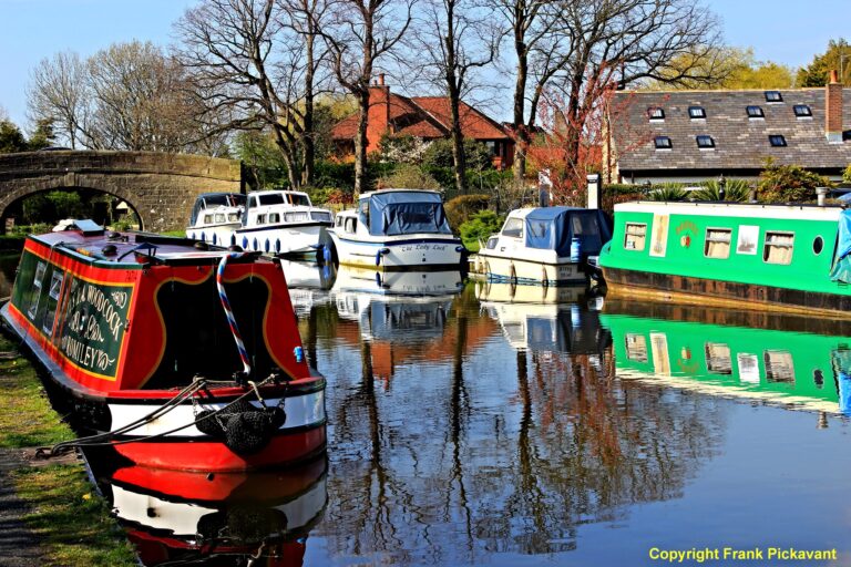 lancaster canal boat trips